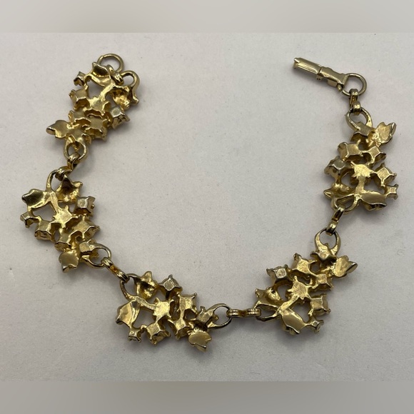 Vintage Gold Tone Linked Bracelet with Faceted Crystal Clusters - Picture 4 of 7